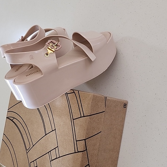 MELISSA Platform Sandals - Picture 4 of 9